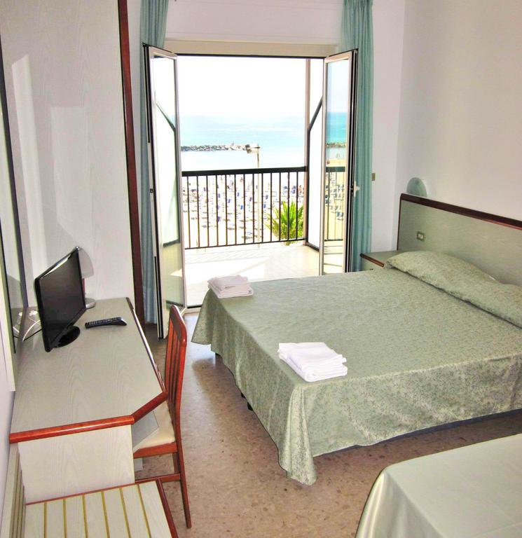 Tourist Residence San Benedetto del Tronto Cameră foto