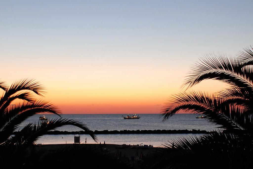Tourist Residence San Benedetto del Tronto Exterior foto